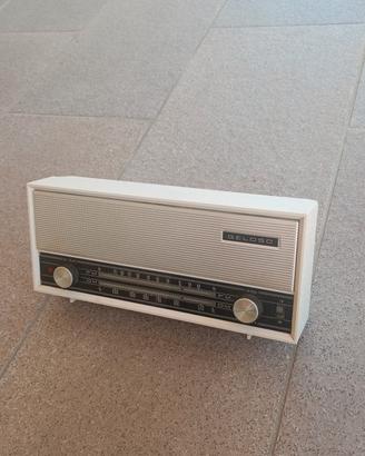 Radio vintage Geloso anni '60/'70