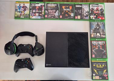 Xbox One + 2 joystick + cuffie gaming + 9 giochi