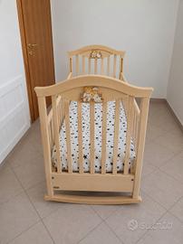 Lettino Erbesi in legno massiccio, Made in Italy