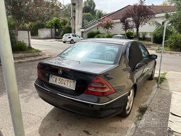 Mercedes benz c220