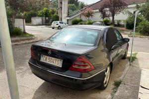 Mercedes benz c220