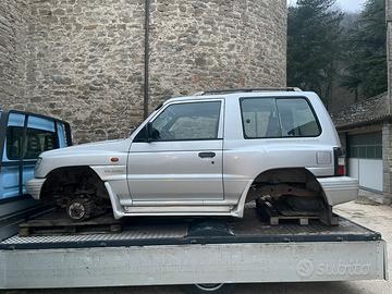Mitsubishi pajero