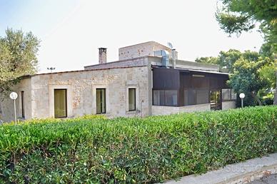 Immobile di 300 m² a Castellana Grotte