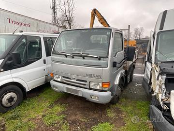 CABINA COMPLETA NISSAN CABSTAR 2004