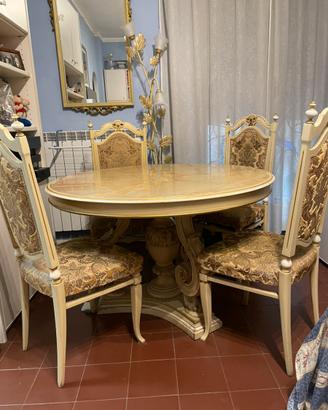 Tavolo con 6 sedie stile veneziano
