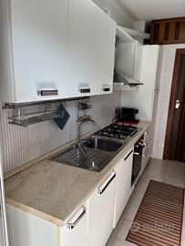 Cucina completa usata pochissimo