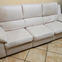 Divano poltrone e sofà colore beige elettrico