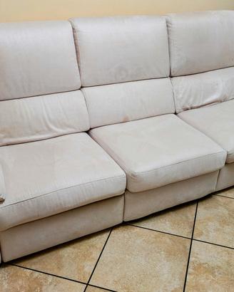Divano poltrone e sofà colore beige elettrico