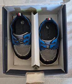 Tommy Hilfiger scarpe neonato misura 18