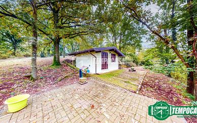 CASETTA INDIPENDENTE IMMERSA NEL VERDE!