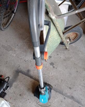 decespugliatore a batteria 
