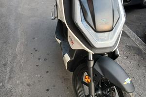 Vmoto CP X CPX EXPLORER TYPE 2