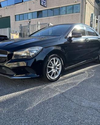 Mercedes-Benz CLA 200 d Automatic 4Matic Premium