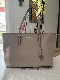 Borsa Michael Kors ghiaccio condizioni perfette