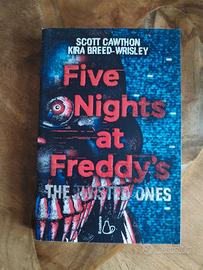 FIVE NIGHTS AT FREDDY'S - The Twisted Ones - Roman