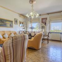 QUADRILOCALE CON AFFACCI SUL VERDE