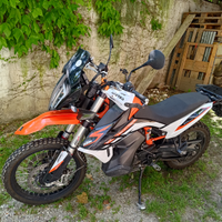 KTM 890 Adventure R con kit touratech ed accessori