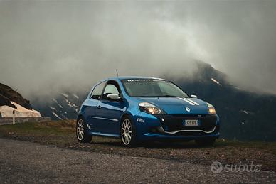 RENAULT Clio 3ª serie - 2011