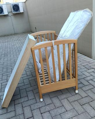 Lettino con le sbarre