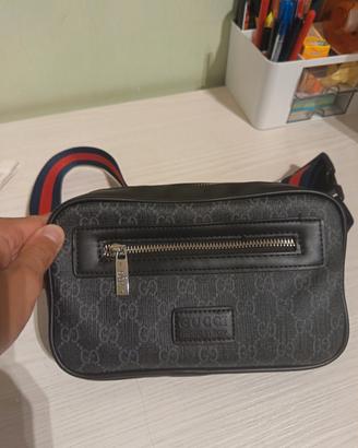 BORSELLO GUCCI 
