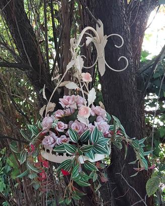 Supporto per fiori in metallo da parete vintage