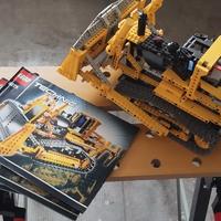 Lego Technic Bulldozer 8275 motorizzato RC