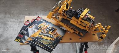 Lego Technic Bulldozer 8275 motorizzato RC