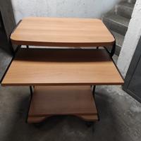 Carrello porta Pc con ruote
