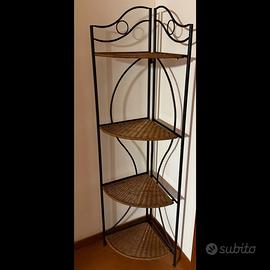 Mobile Angolare in Ferro Battuto e Vimini / Rattan