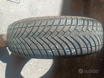 4 ruote KLEBER - QUADRAXER 2 - 165/70R 14 81 T ALL