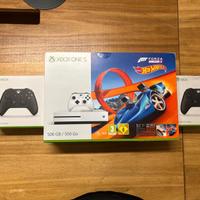 XBOX One S 500Gb + 2 Wireless Controller