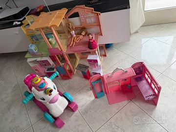 Unicorno con casa delle barbiere