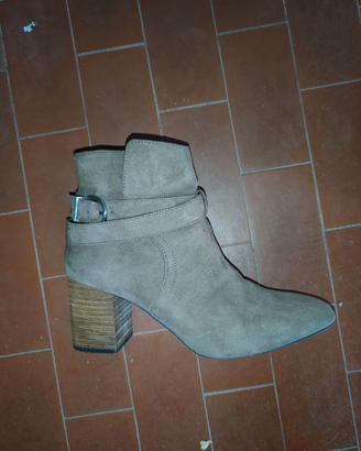 Stivaletti scamosciati Donna n40