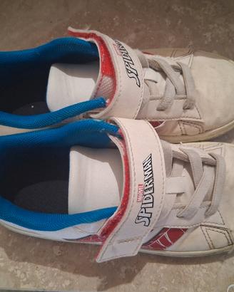 scarpe adidas marvel num 31