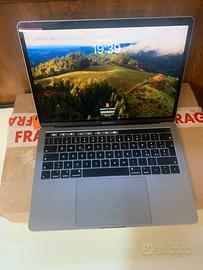 Apple Macbook Pro 2019 - i5 - 8 gb - 256 GB SSD