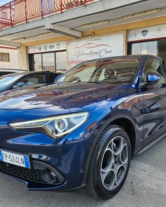 Alfa Romeo Stelvio 2.2 Q4 210cv diesel FULL