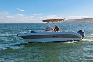 Manò Marine 21.50 WA motore: 150hp Yamaha del 2018