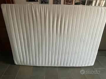 Materasso in schiuma 140 x 200