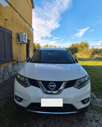 Nissan X-Trail 1.6 dCi 4WD Tekna - AUTOCARRO N1