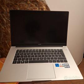 Huawei Matebook d15 2021 rotto