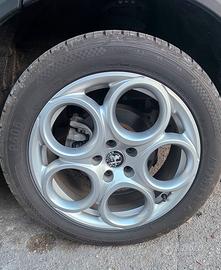 4 Cerchi 18"e 4 gomme x Alfa Romeo Tonale/Giulia  