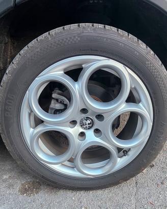 4 Cerchi 18"e 4 gomme x Alfa Romeo Tonale/Giulia  