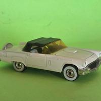 Ford Thunderbird Corgi Toys - Scala 1/36