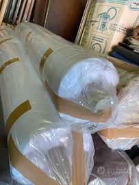 Rotoli di tessuto tecnico felpato