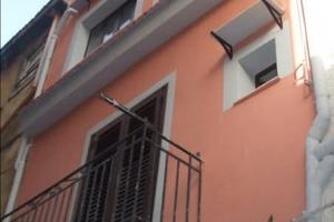 Appartemento indipendente con terrazzino