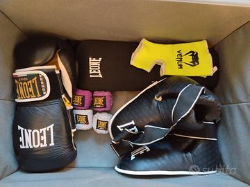 Materiale per kick boxing 