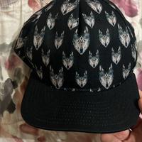 Cappellino marcelo burlon