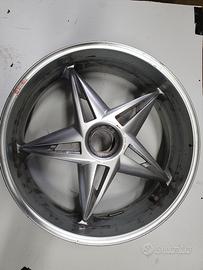 MV AGUSTA BRUTALE F4 CERCHIO POSTERIORE