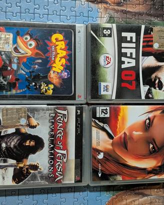 Lotto 4 giochi PSP 