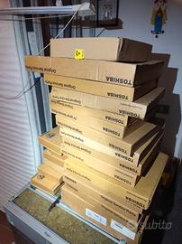 Lotto ricambi Toshiba genuini